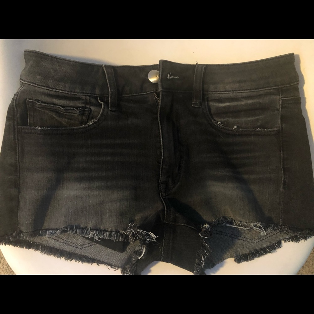 American eagle black shorts size small